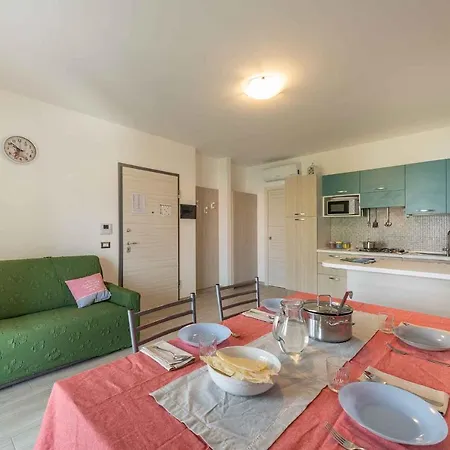 Apartment In 40350