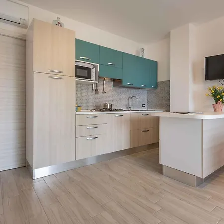 In 40350 * Альгеро